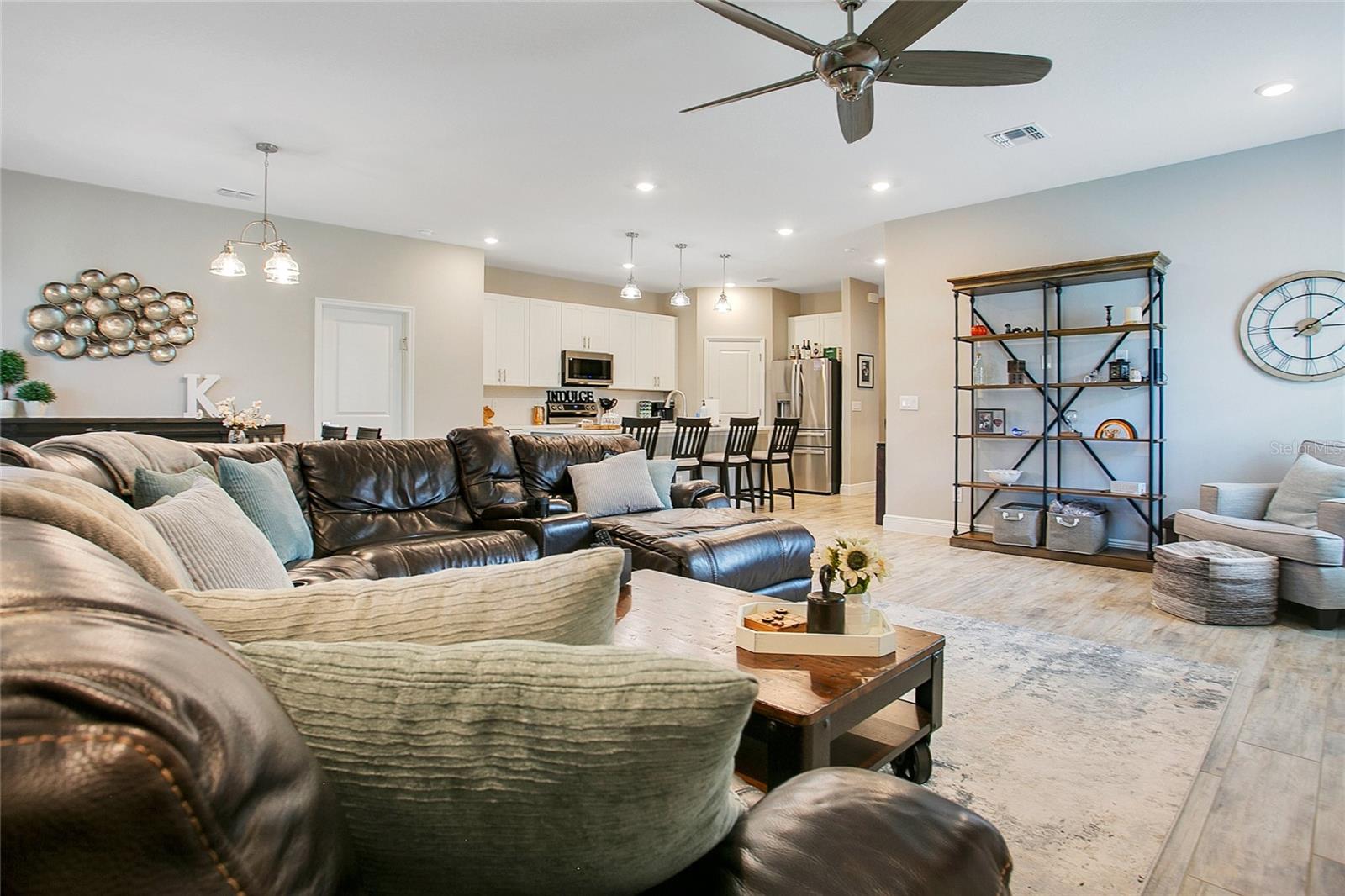 HAMPTON OAKS - Residential