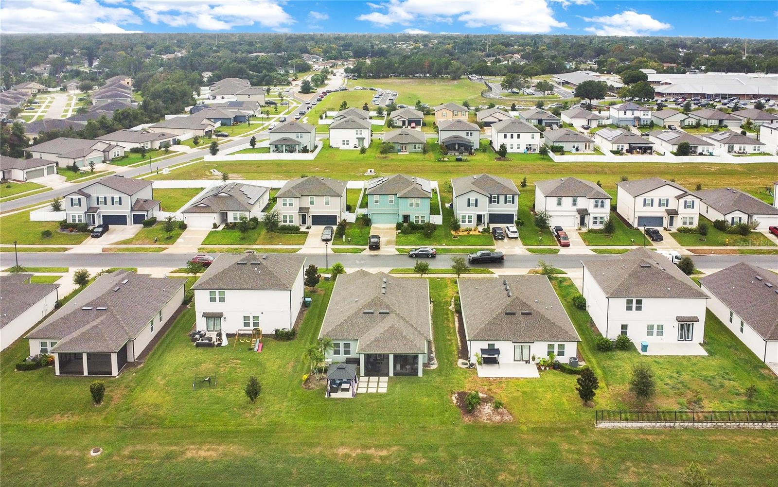 HAMPTON OAKS - Residential
