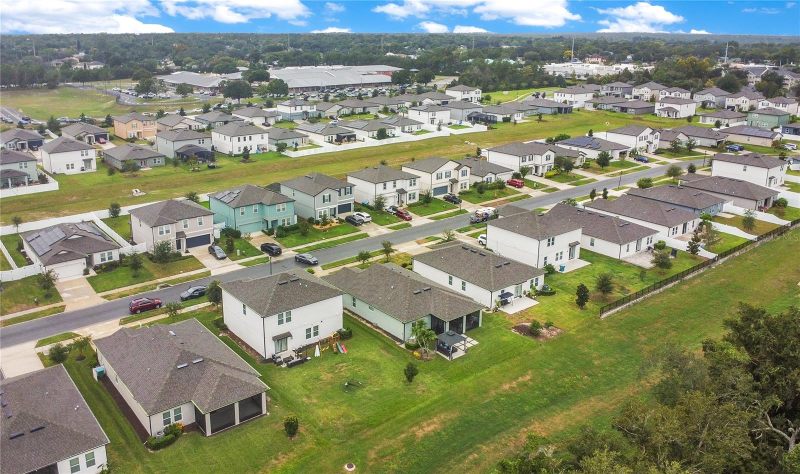 HAMPTON OAKS - Residential
