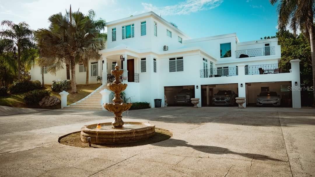 RIO CANAS WARD - Residential