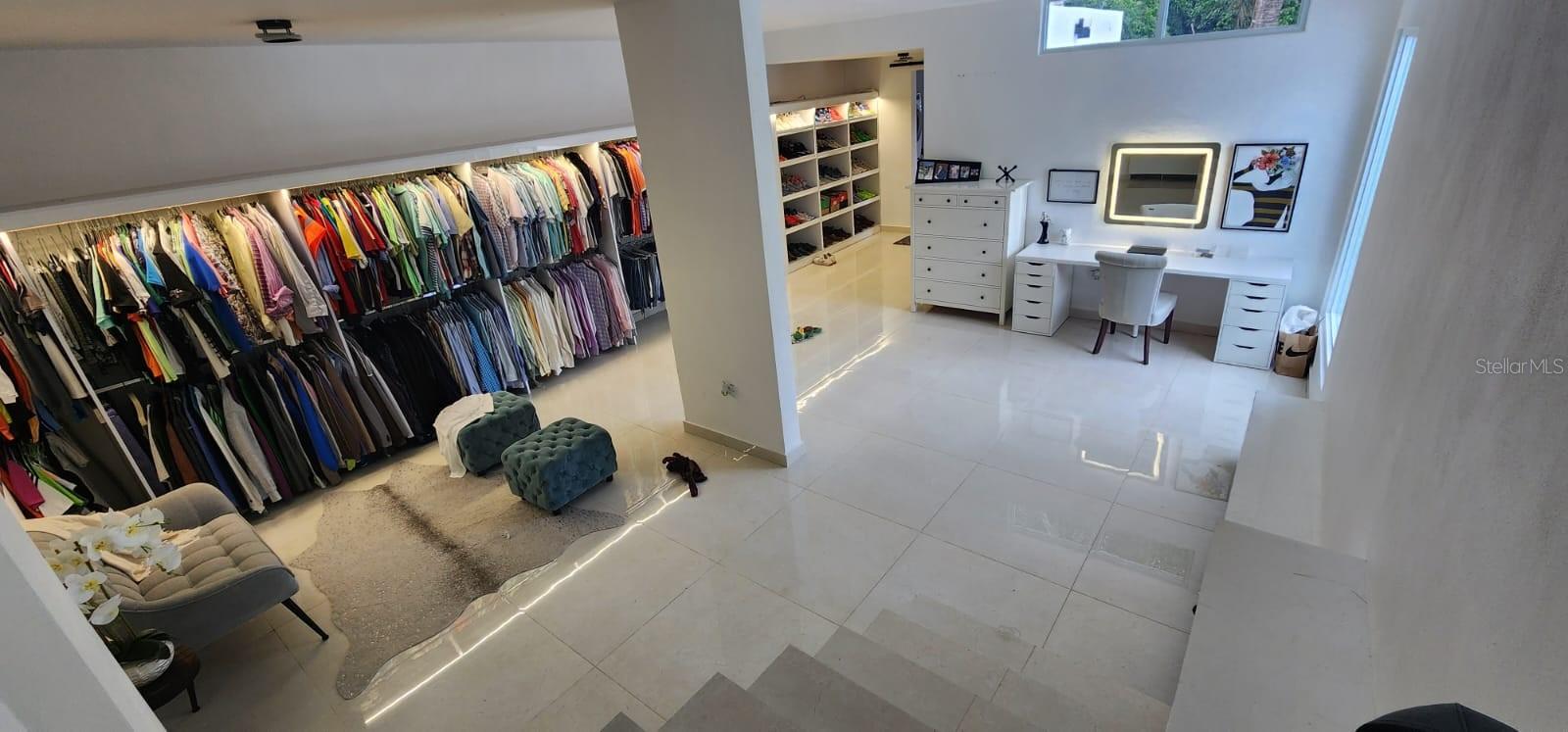 RIO CANAS WARD - Residential