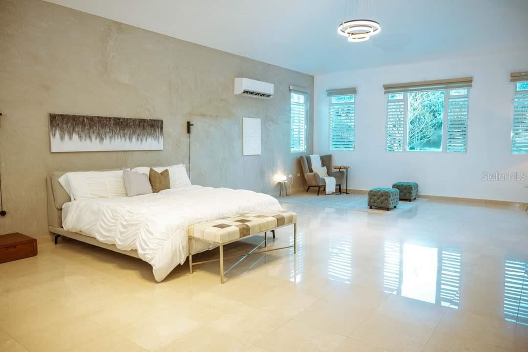 RIO CANAS WARD - Residential