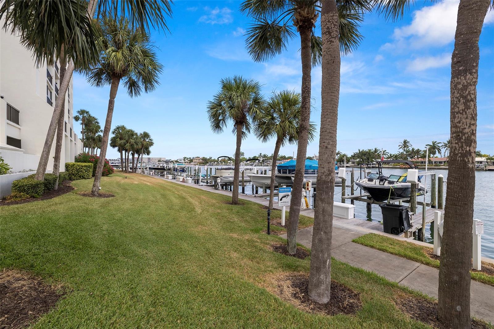 WEATHERLY THE CONDO - Residential