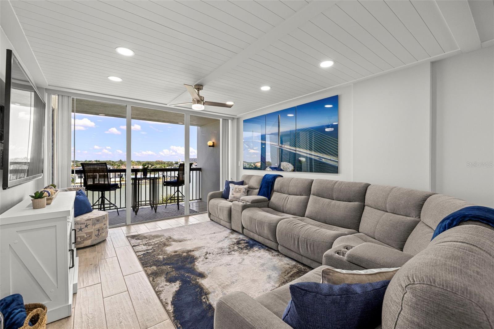 WEATHERLY THE CONDO - Residential