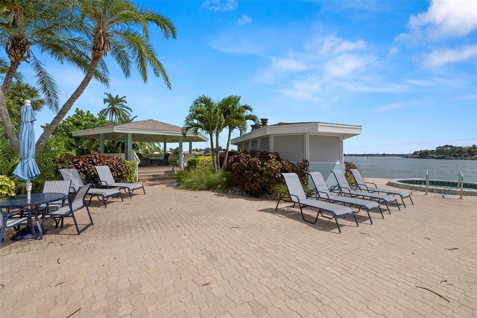 WEATHERLY THE CONDO - Residential