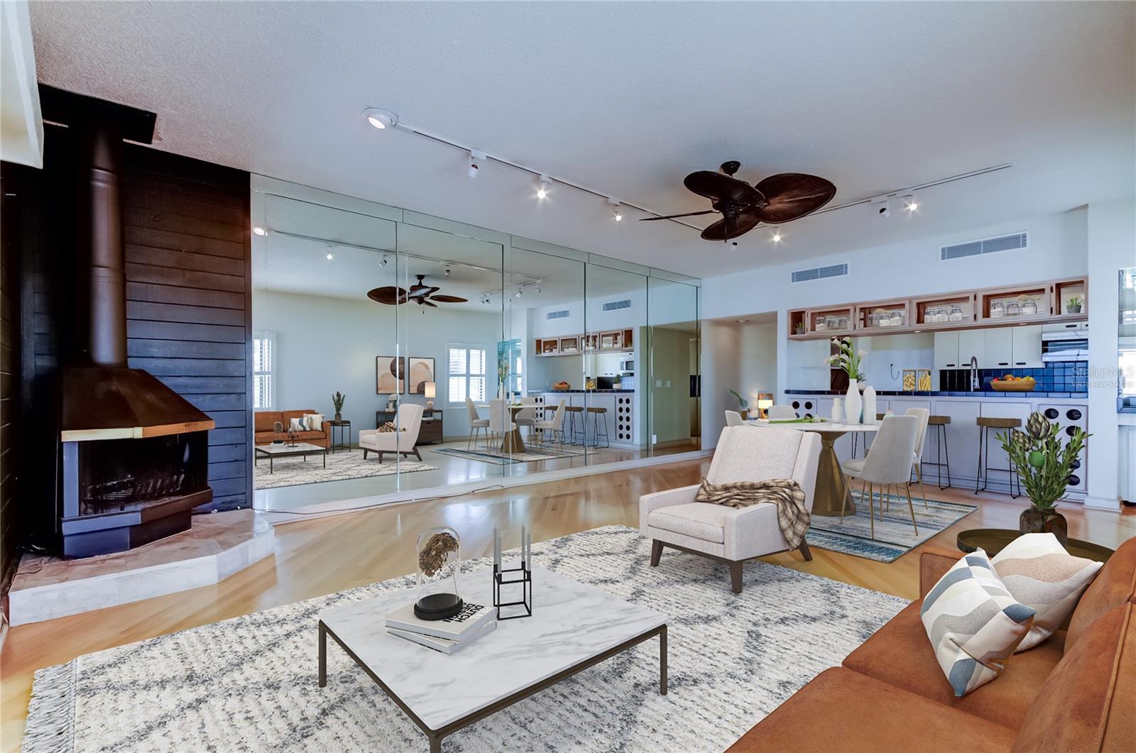 CASITAS DEL MAR CONDO - Residential