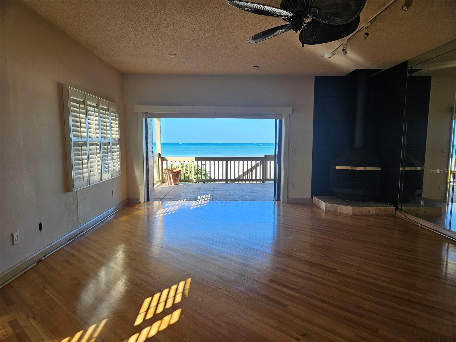 CASITAS DEL MAR CONDO - Residential