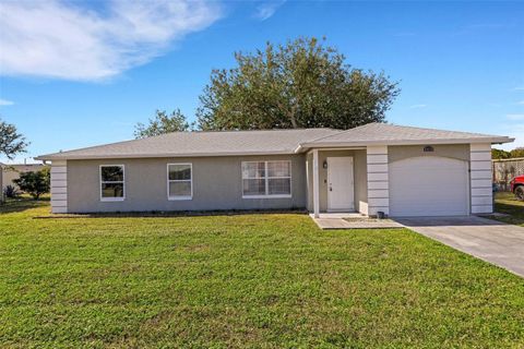 A home in PORT CHARLOTTE