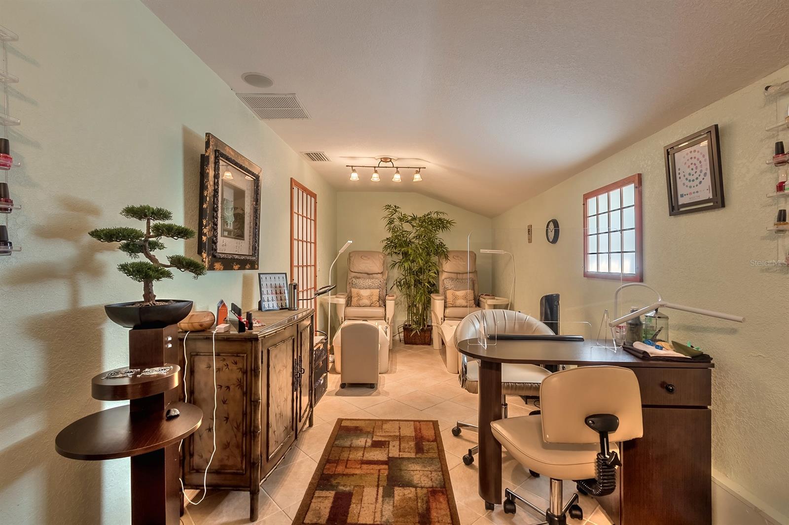 Volusia Terrace Blk 23 Orange City - Commercial Lease