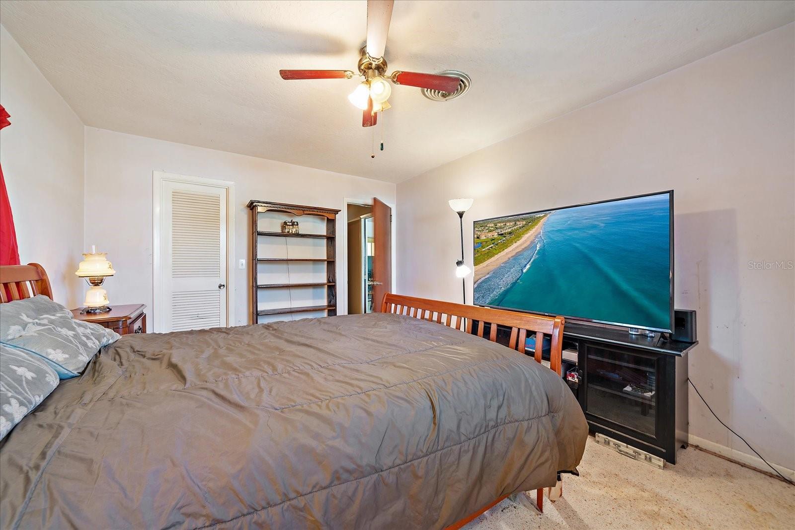 SOUTH VENICE - Residential