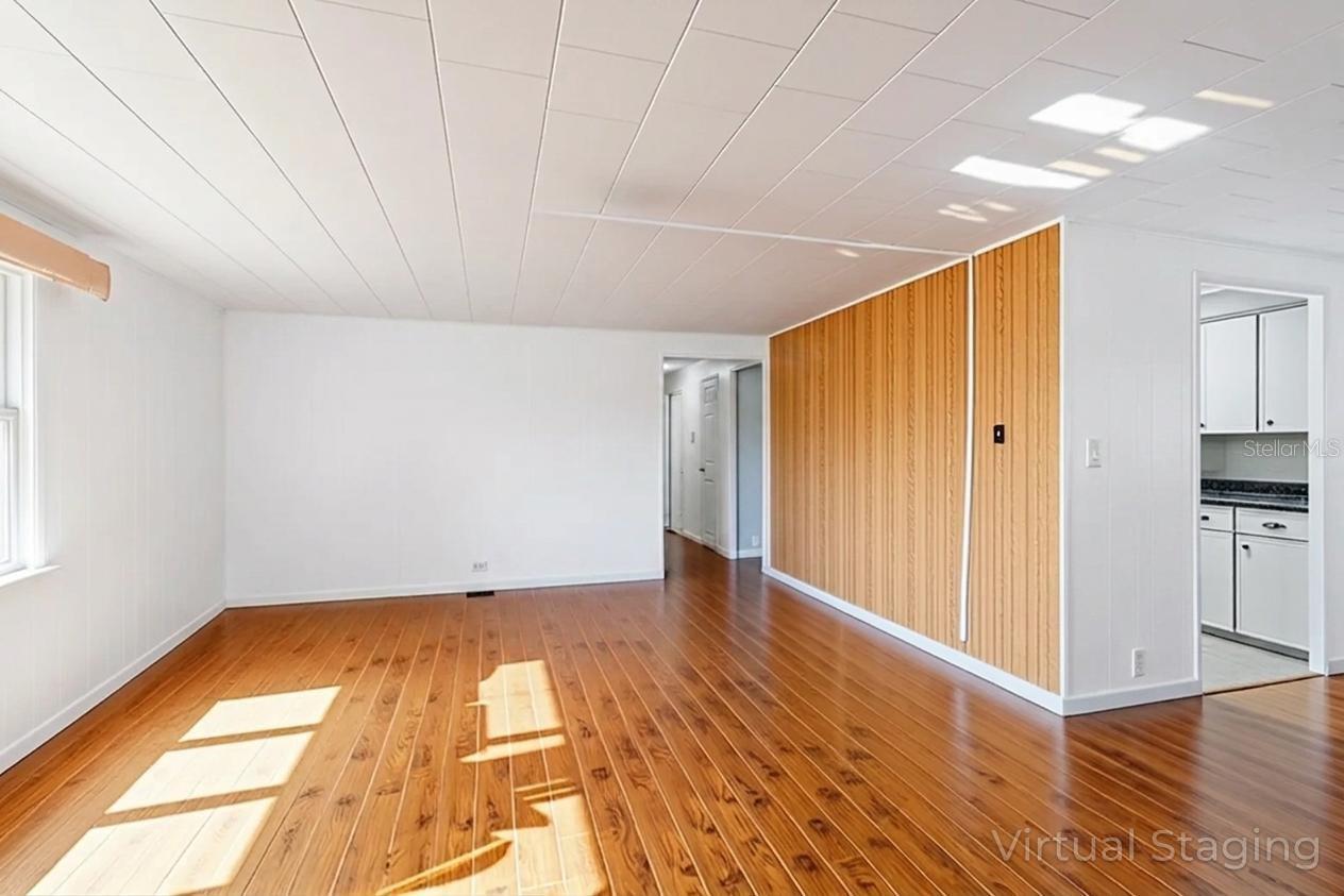 TAVARES LAKE FRANCES ESTATES - Residential