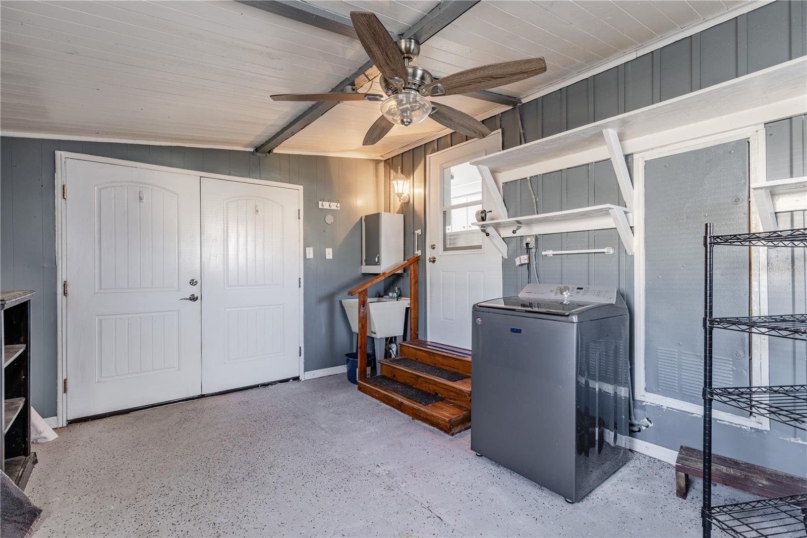 TAVARES LAKE FRANCES ESTATES - Residential