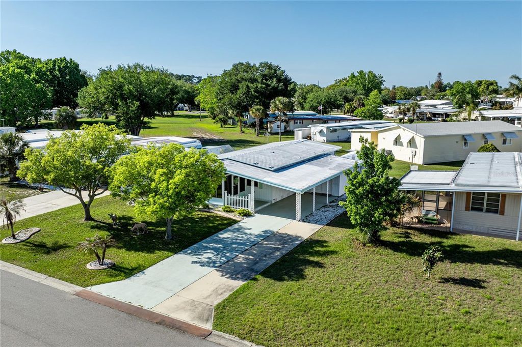 Photo of 1026 Capella Drive, Tavares, FL 32778 (MLS # G5111146)