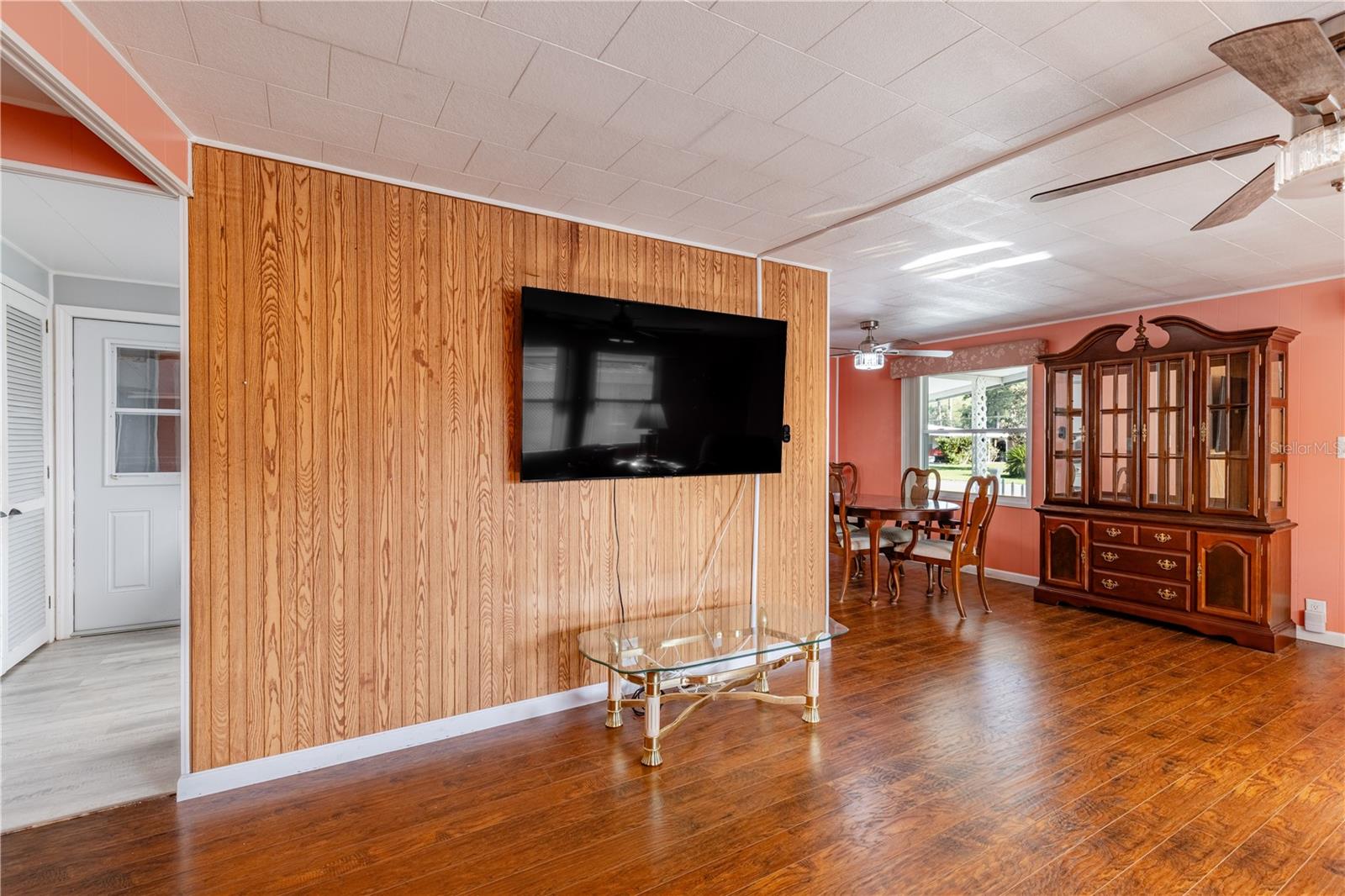 TAVARES LAKE FRANCES ESTATES - Residential