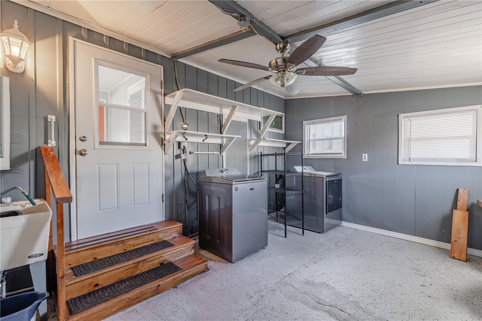 TAVARES LAKE FRANCES ESTATES - Residential