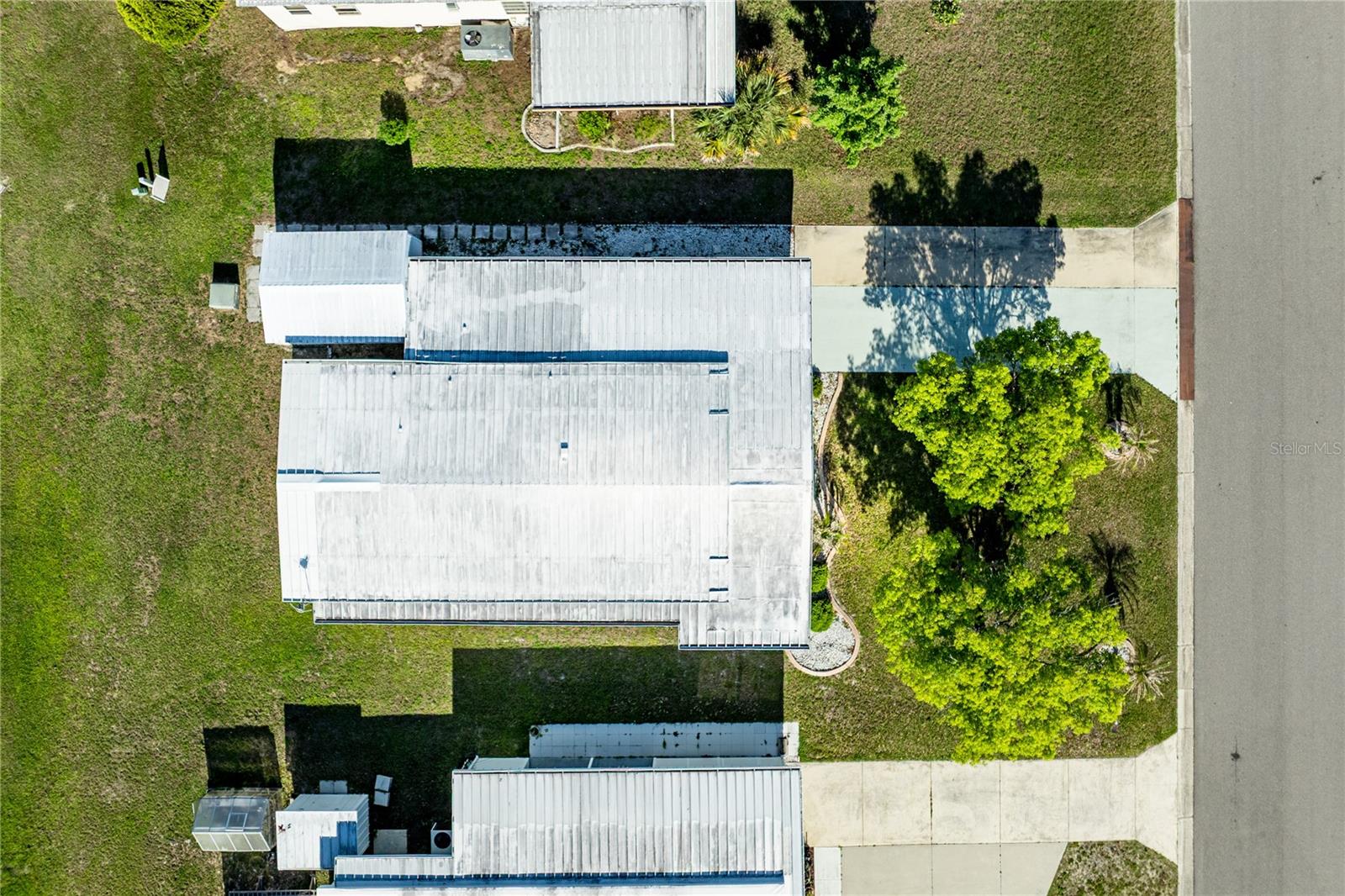 TAVARES LAKE FRANCES ESTATES - Residential