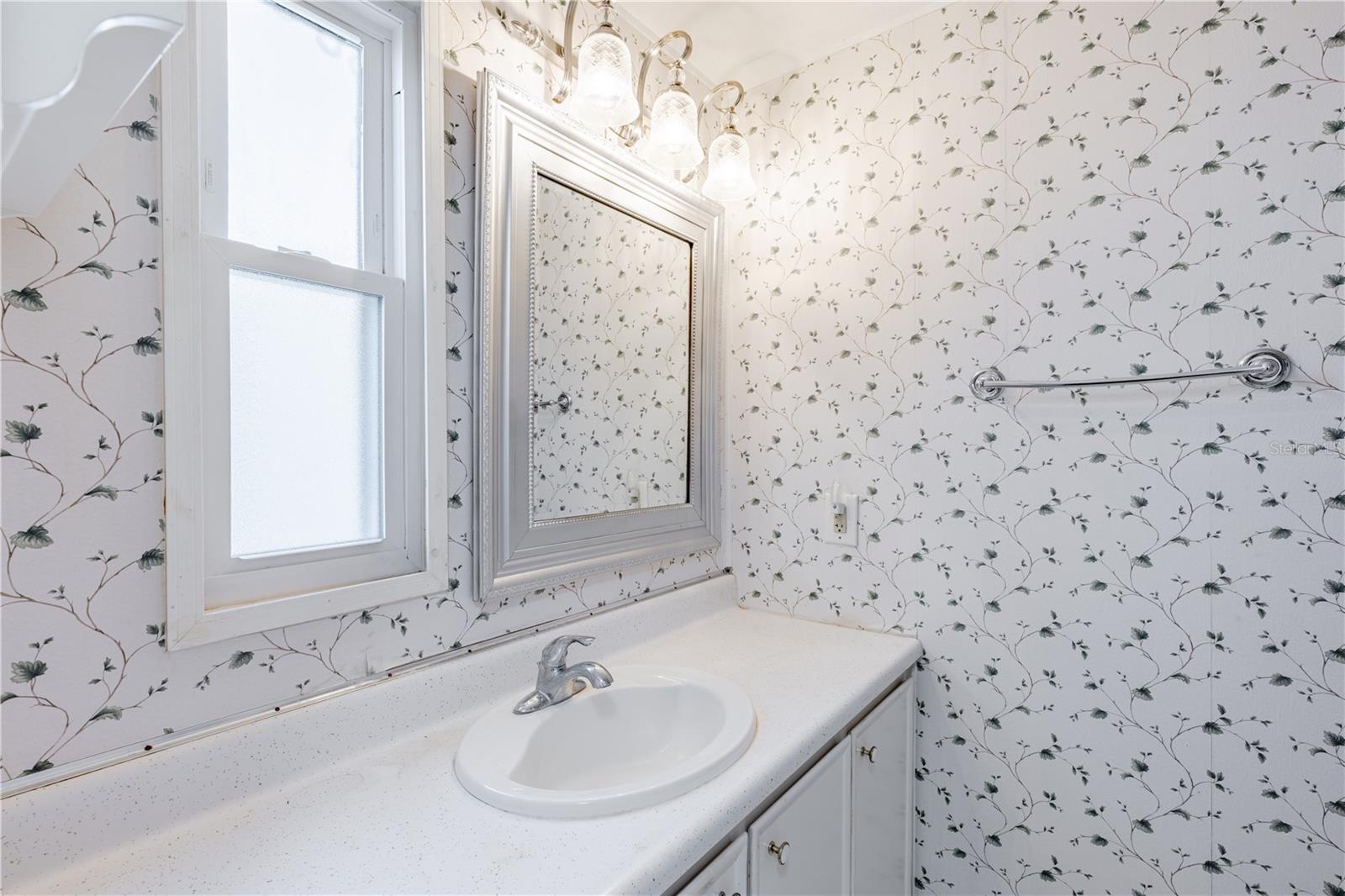 TAVARES LAKE FRANCES ESTATES - Residential