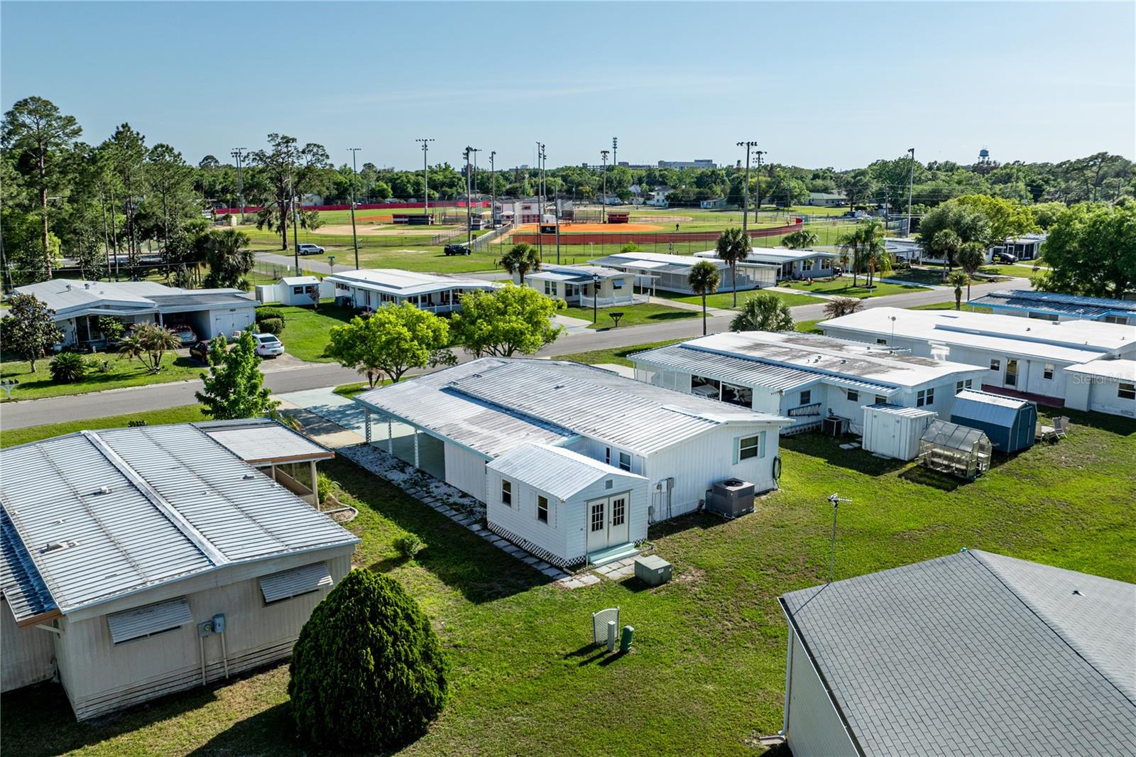 TAVARES LAKE FRANCES ESTATES - Residential