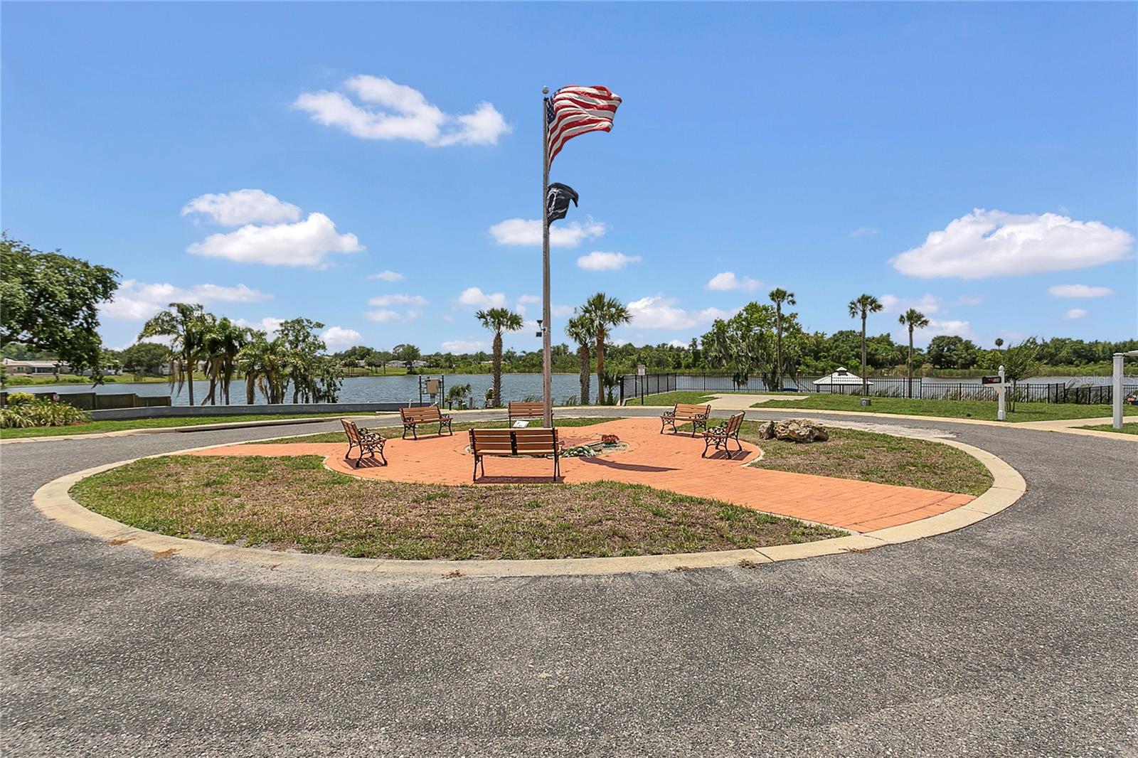 UMATILLA COTTAGES AT WATERS EDGE - Residential