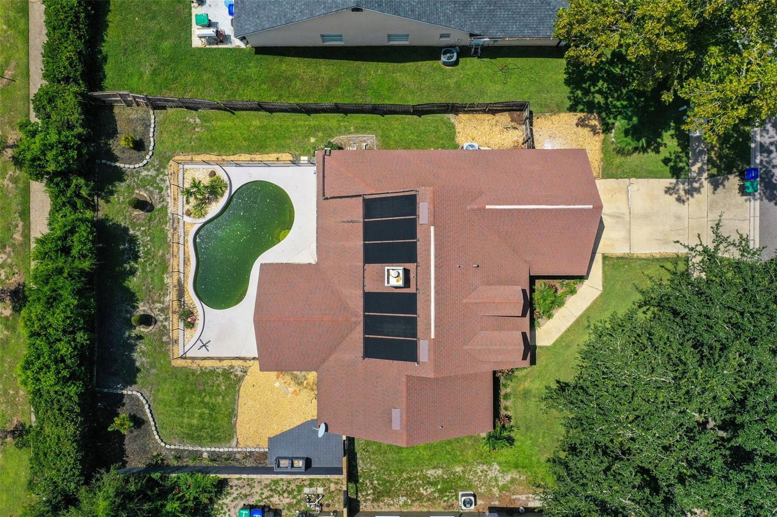 Casas a venda 4 - Jen Dantas 7820 ROLLINGRIDGE COURT