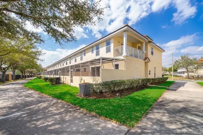 FIESTA KEY - Residential