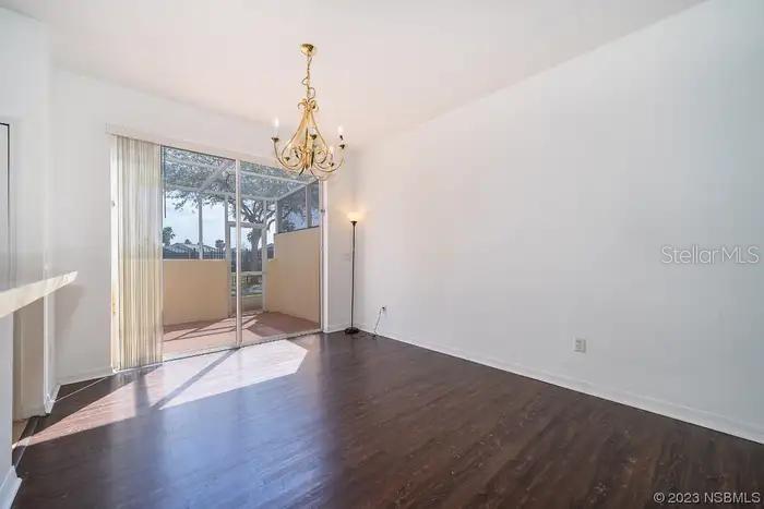 FIESTA KEY - Residential