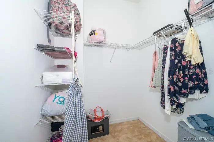 FIESTA KEY - Residential