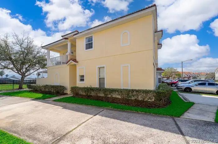 FIESTA KEY - Residential