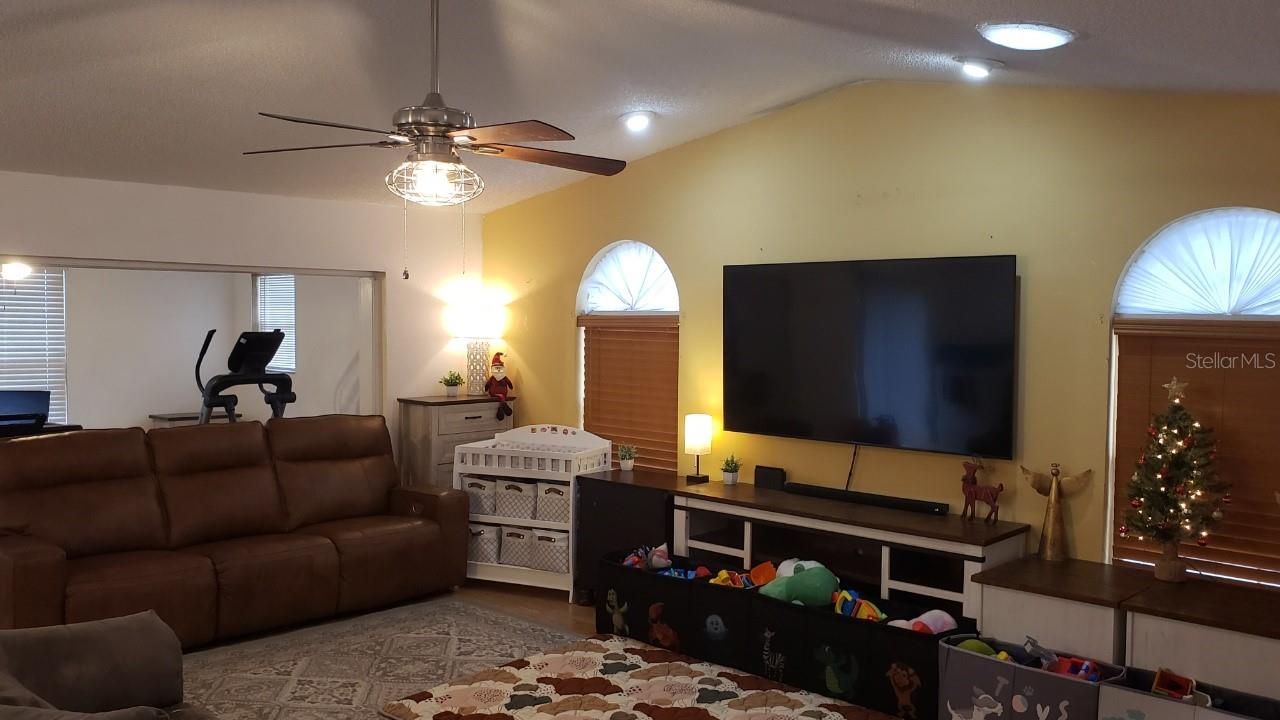 FOREST LAKE ESTATES - Residential