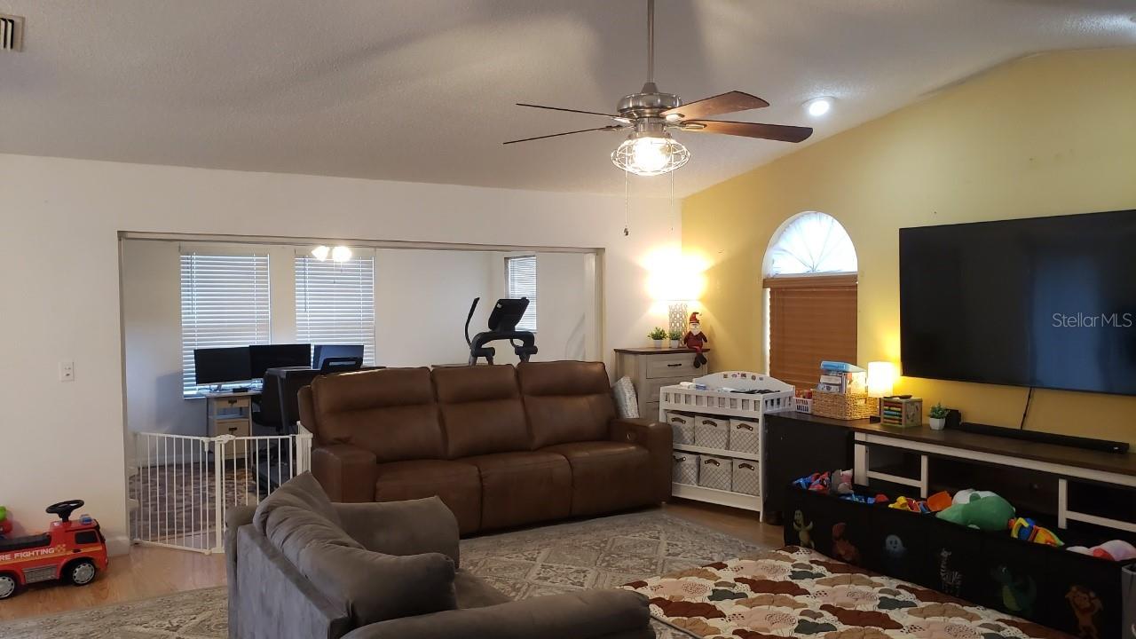 FOREST LAKE ESTATES - Residential