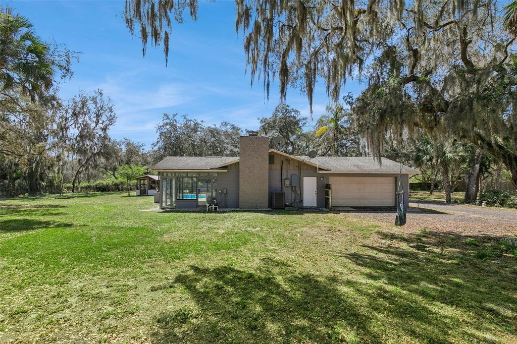 Photo of 1135 E State Road 46, Geneva, FL 32732 (MLS # O6391085)