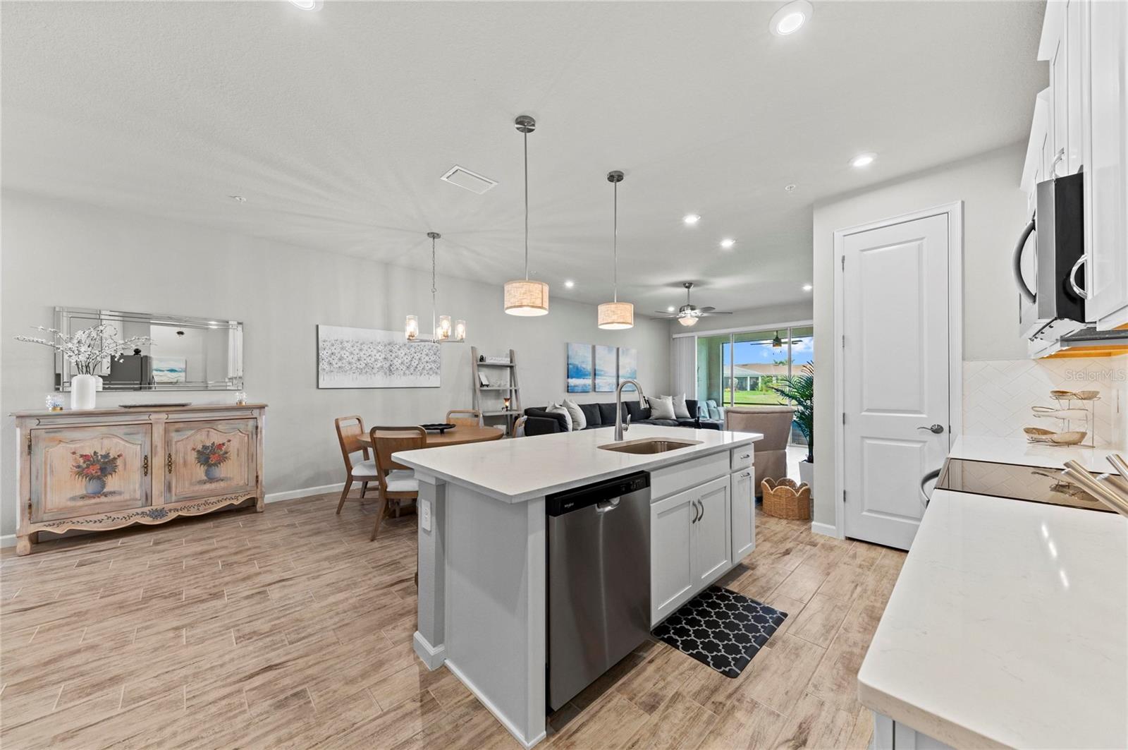 SUNSTONE VILLAGE F5 PH 2 - Residential