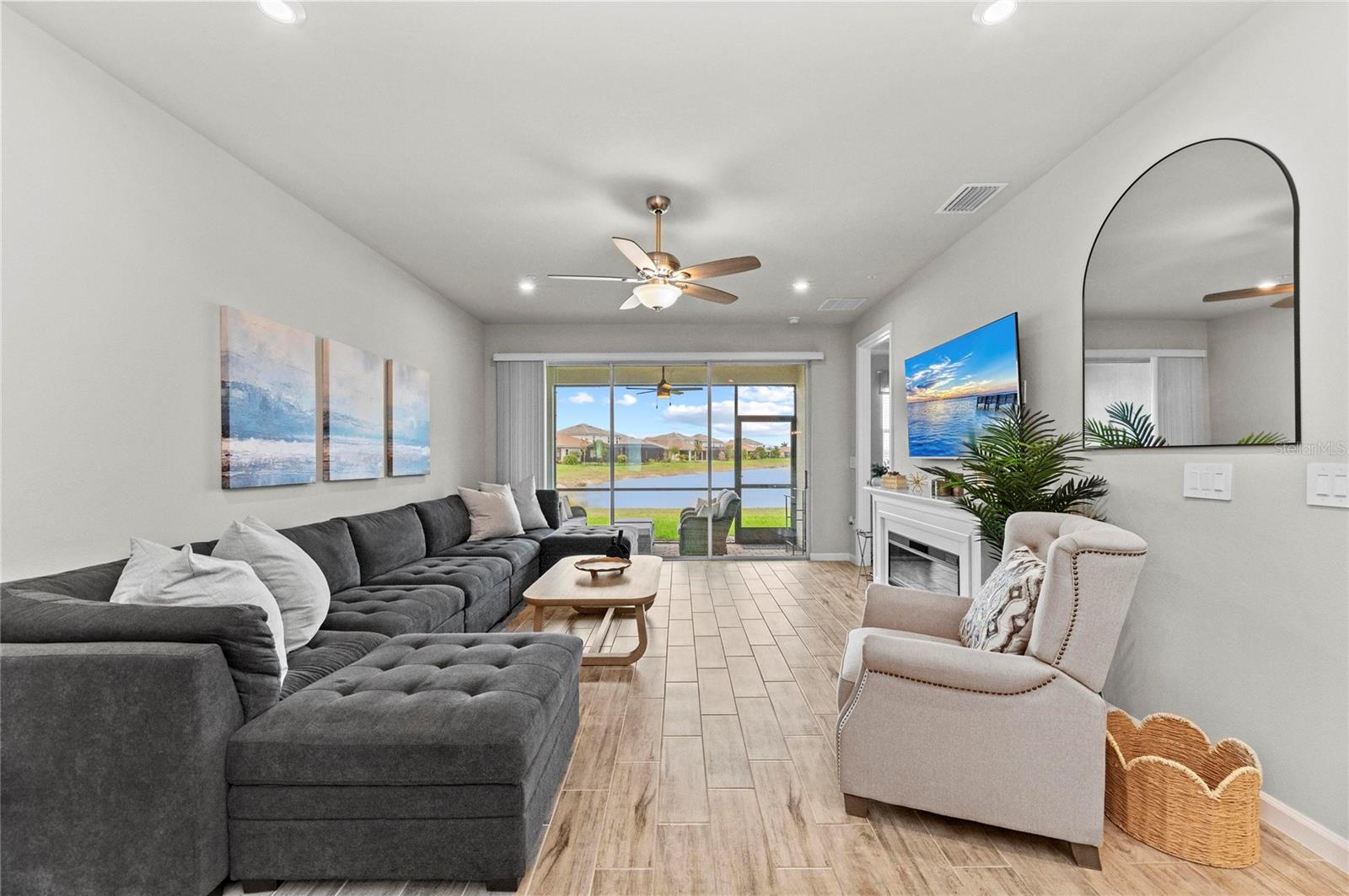 SUNSTONE VILLAGE F5 PH 2 - Residential