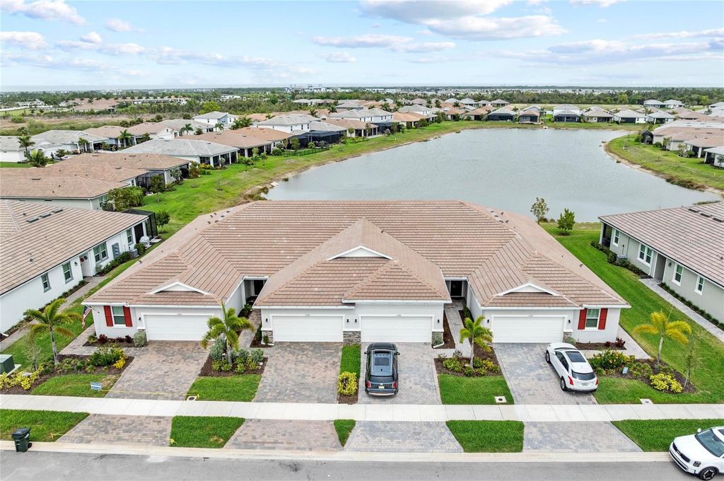 Photo of 12398 Hearts Ease Street, Venice, FL 34293 (MLS # N6143370)