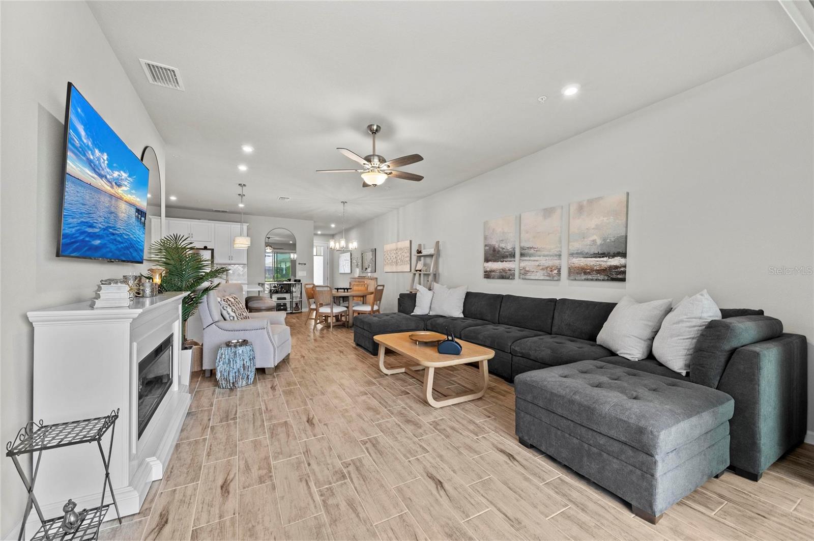 SUNSTONE VILLAGE F5 PH 2 - Residential