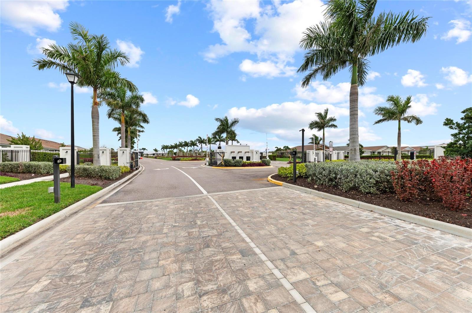 SUNSTONE VILLAGE F5 PH 2 - Residential