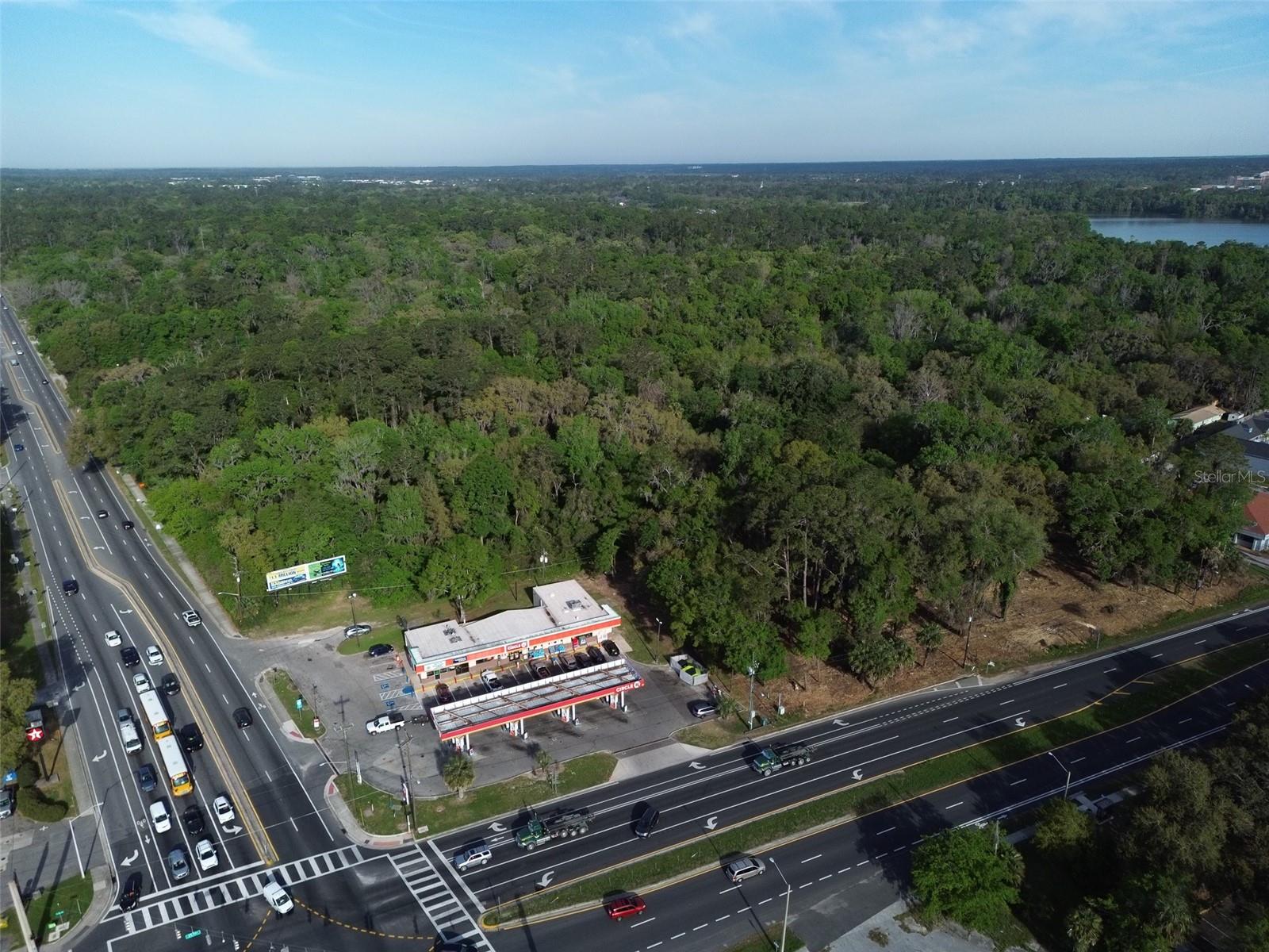 BURRITT ESTATES-IN NAPIER GRANT-E1/2 - Land