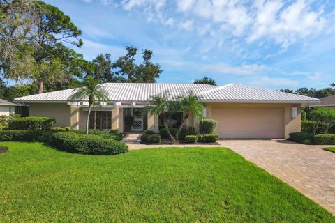 Photo of 3679 Aster Drive, Sarasota, FL 34233 (MLS # A4663887)