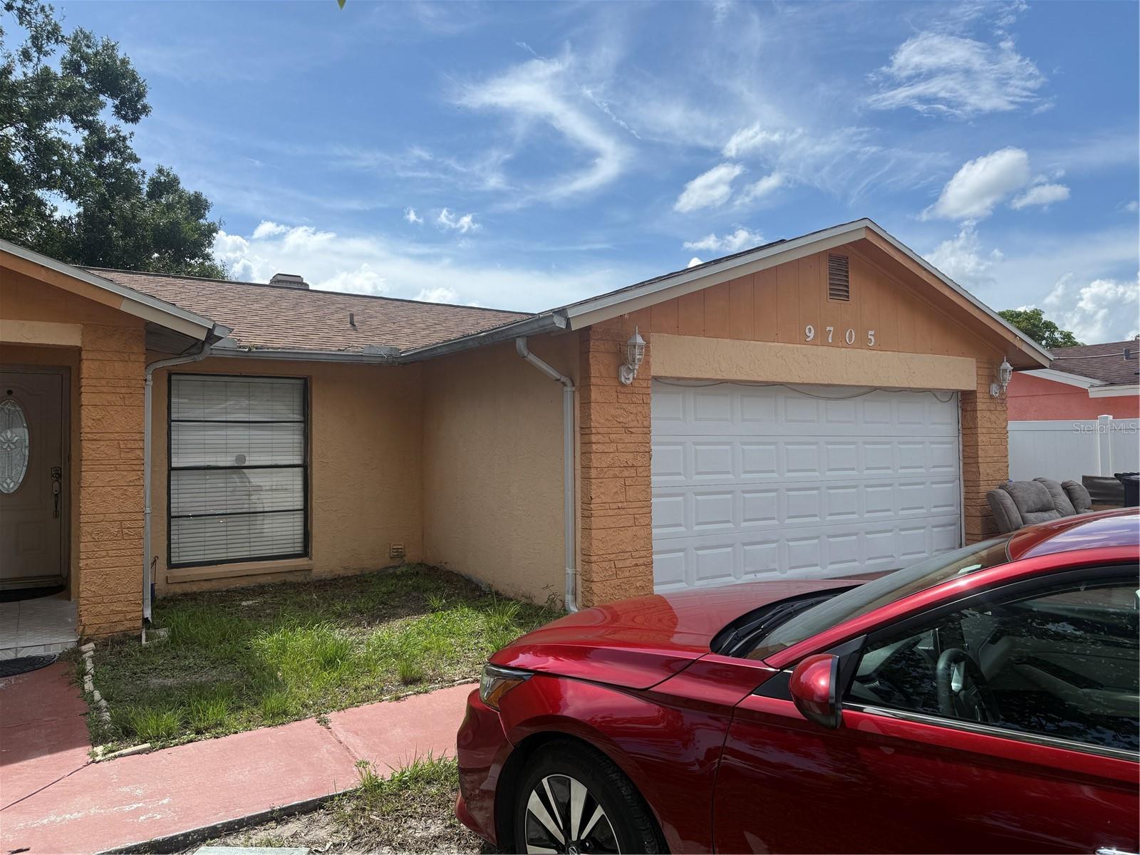 9705 KINGSBURGH COURT