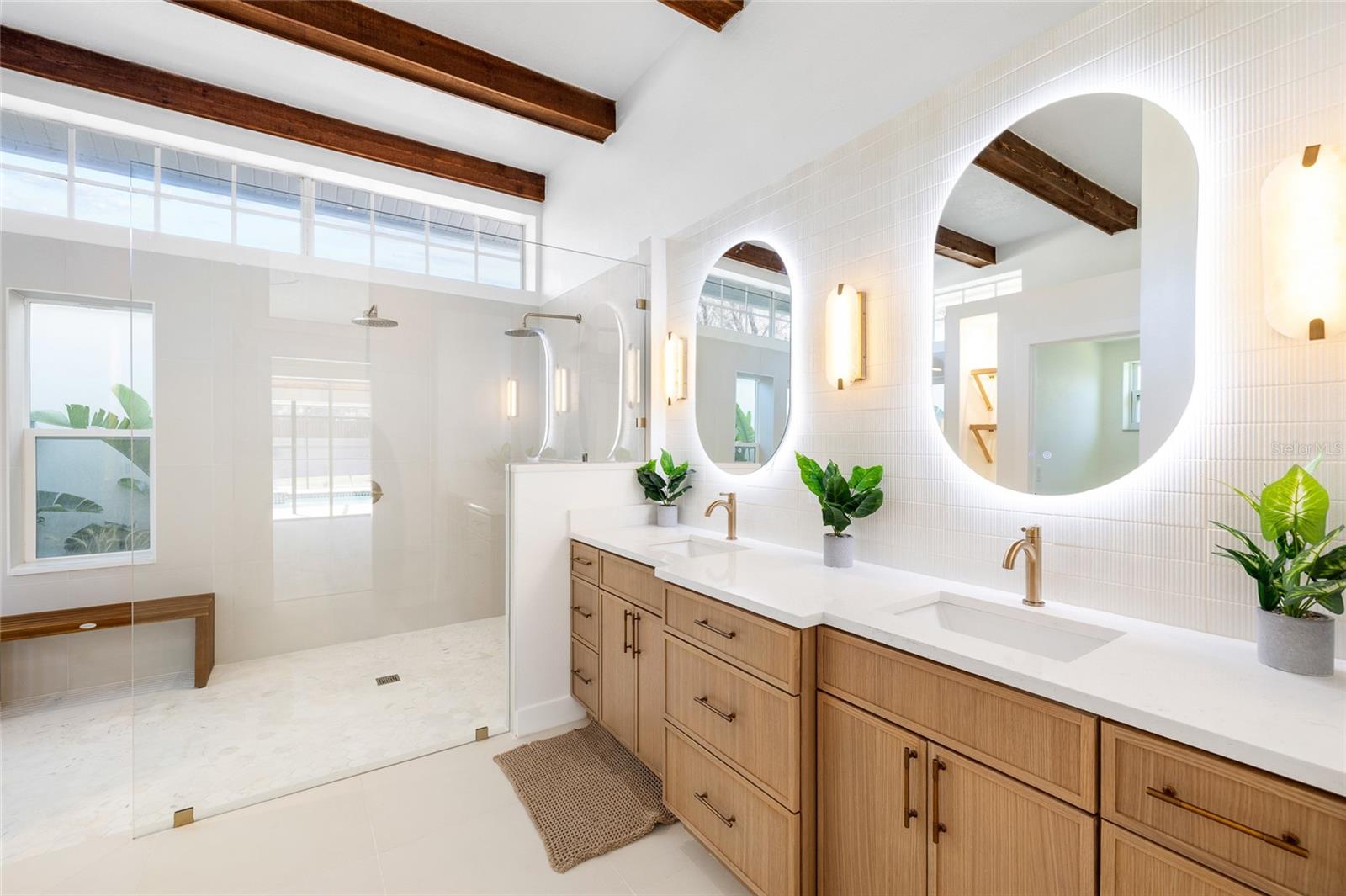 THE MANORS AT CRYSTAL LAKES - Residential