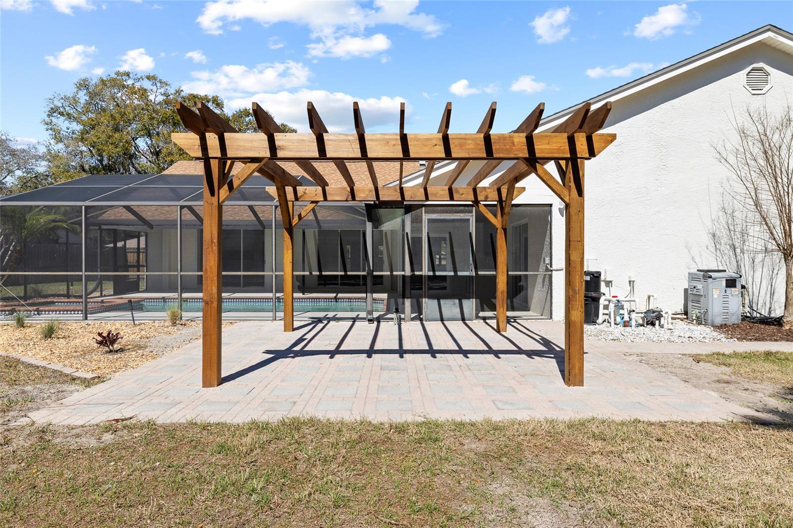 THE MANORS AT CRYSTAL LAKES - Residential