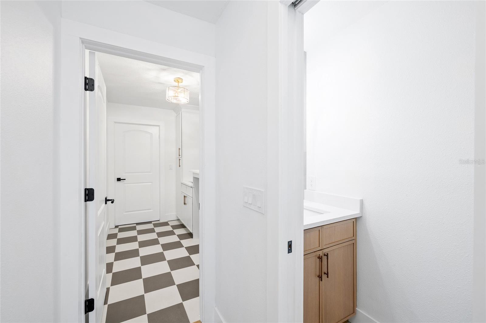 THE MANORS AT CRYSTAL LAKES - Residential