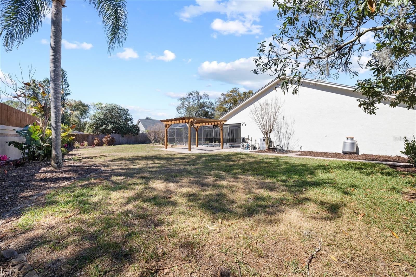 THE MANORS AT CRYSTAL LAKES - Residential