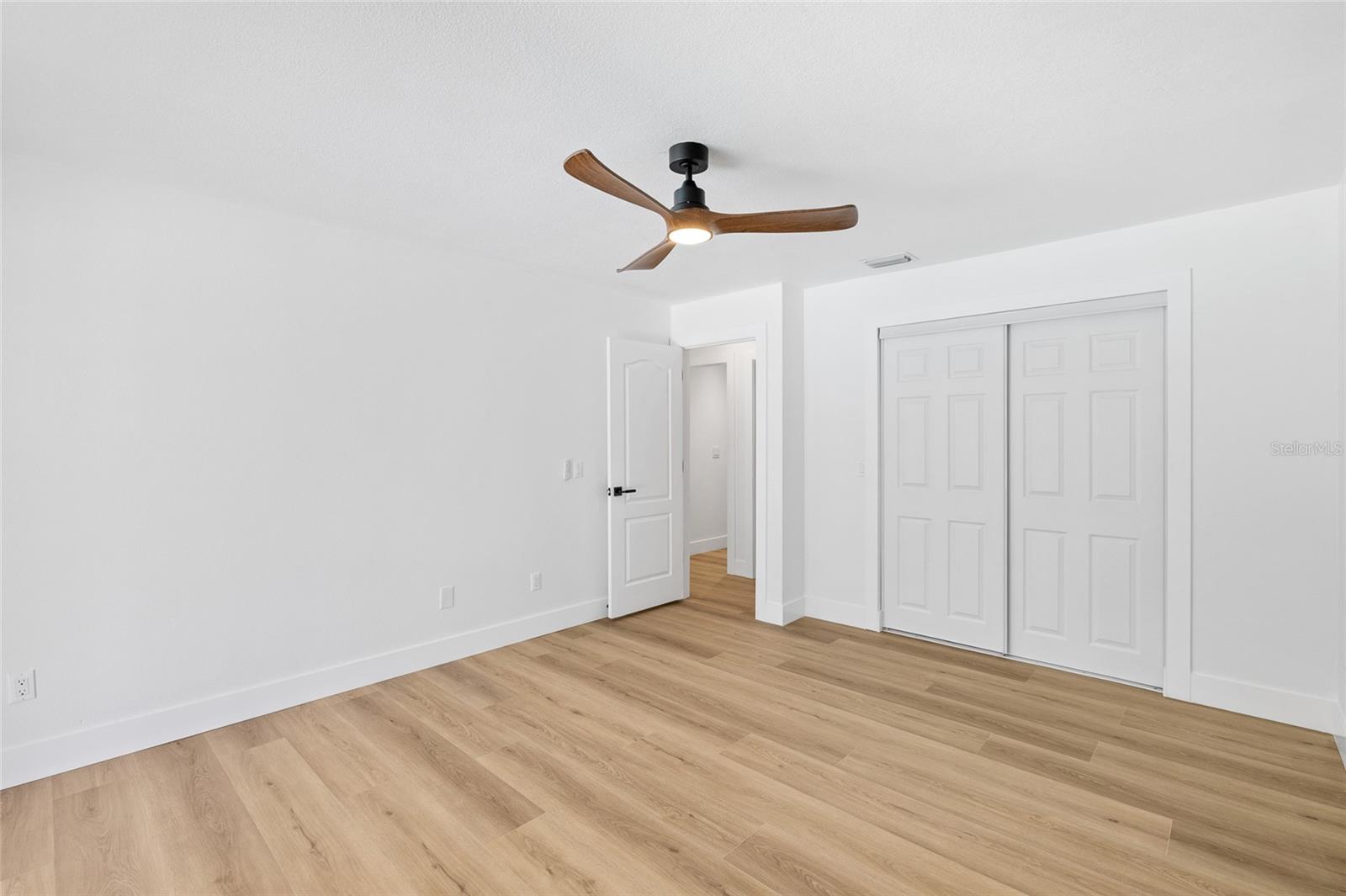 THE MANORS AT CRYSTAL LAKES - Residential