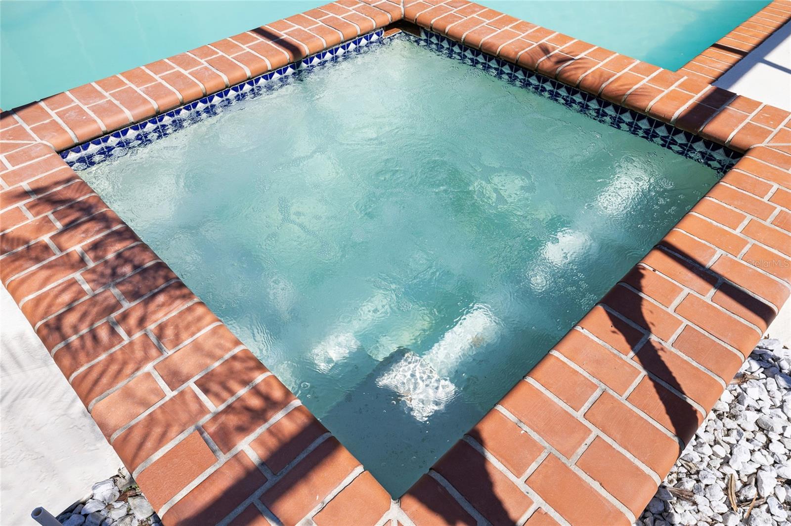 THE MANORS AT CRYSTAL LAKES - Residential