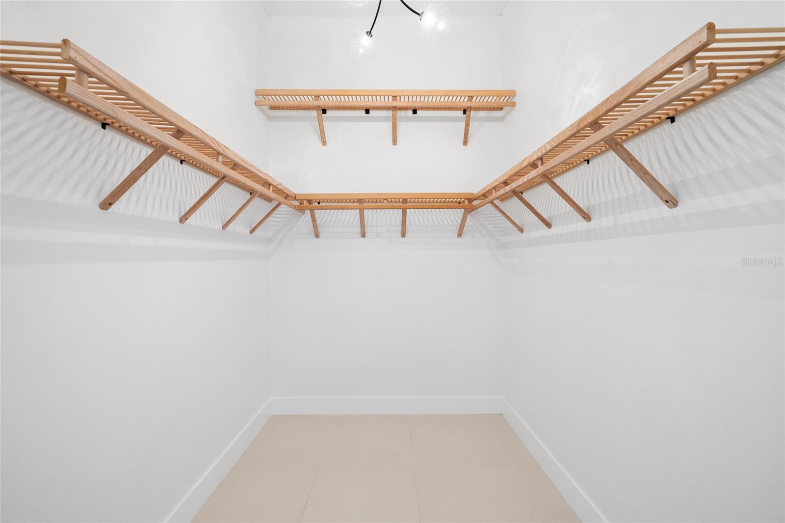 THE MANORS AT CRYSTAL LAKES - Residential