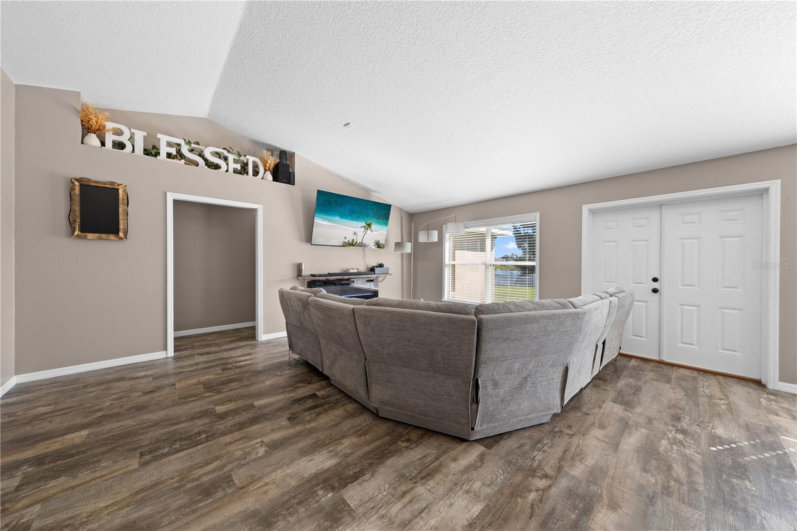 KEYSTONE POINTE PH 3 - Residential