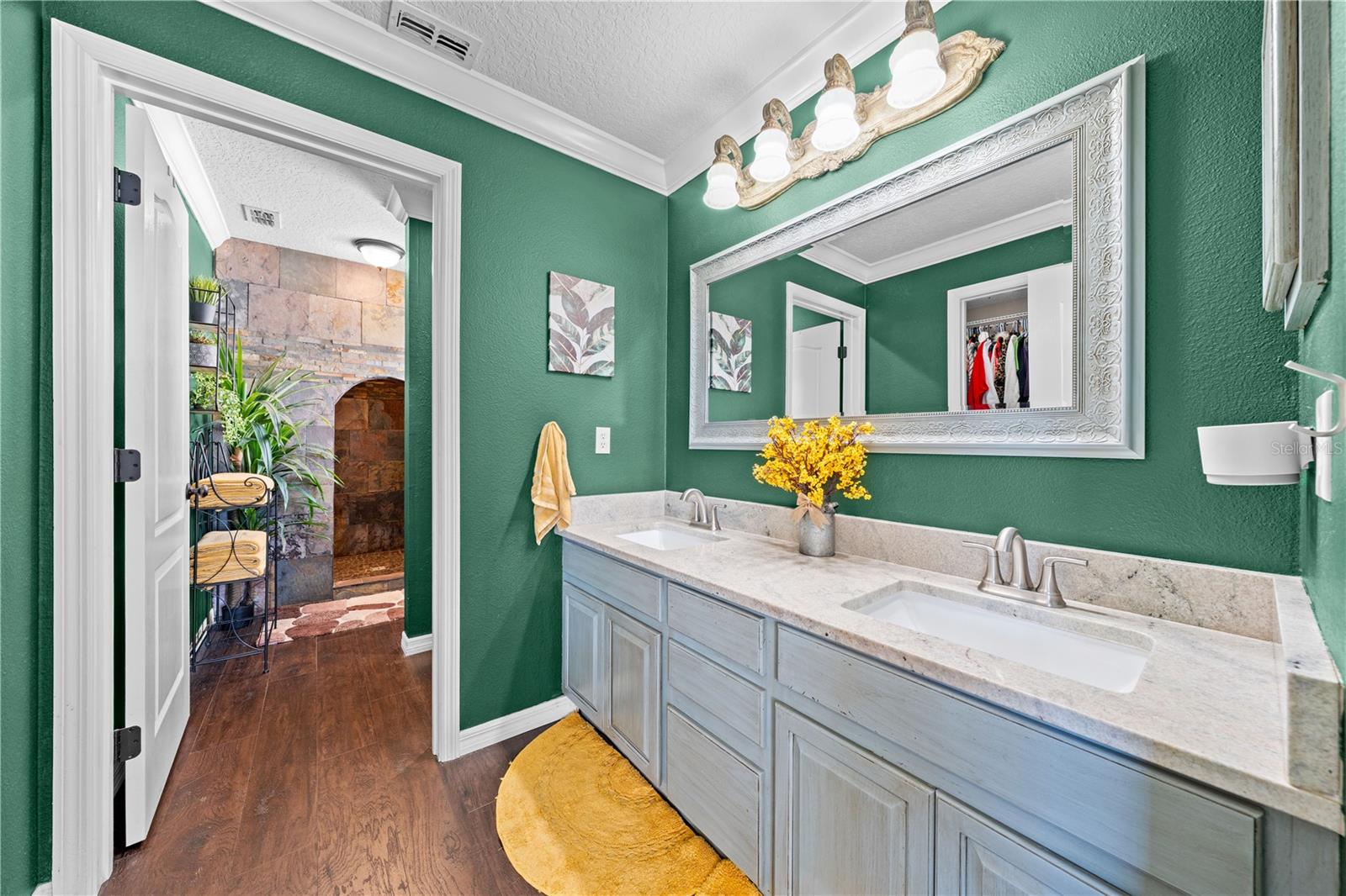 KEYSTONE POINTE PH 3 - Residential