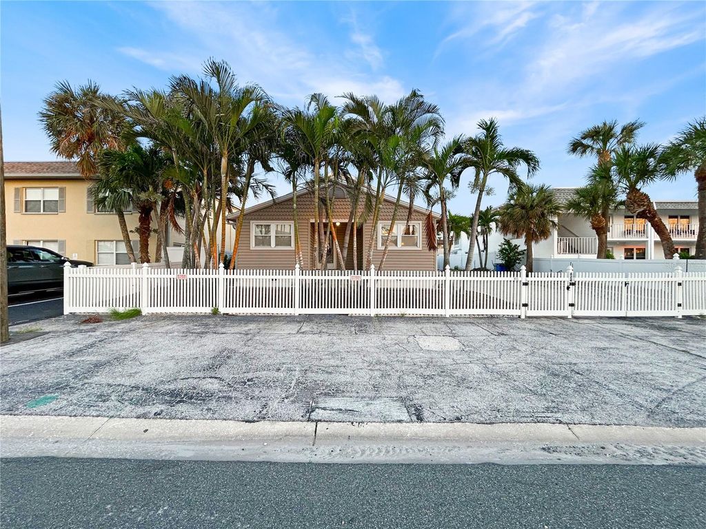 Photo of 624 71st Avenue, St Pete Beach, FL 33706 (MLS # A4664280)