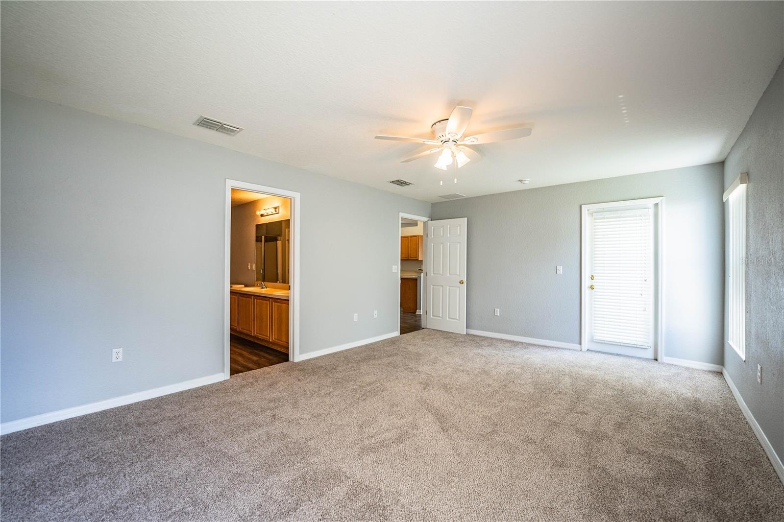 HAMILTON WEST PH 02 - Residential Lease